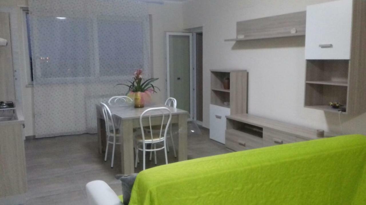 Ferienwohnung Palazzo Del Mare Neapel Exterior foto